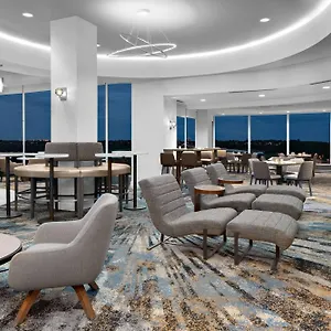 Courtyard By Marriott Downtown Canada