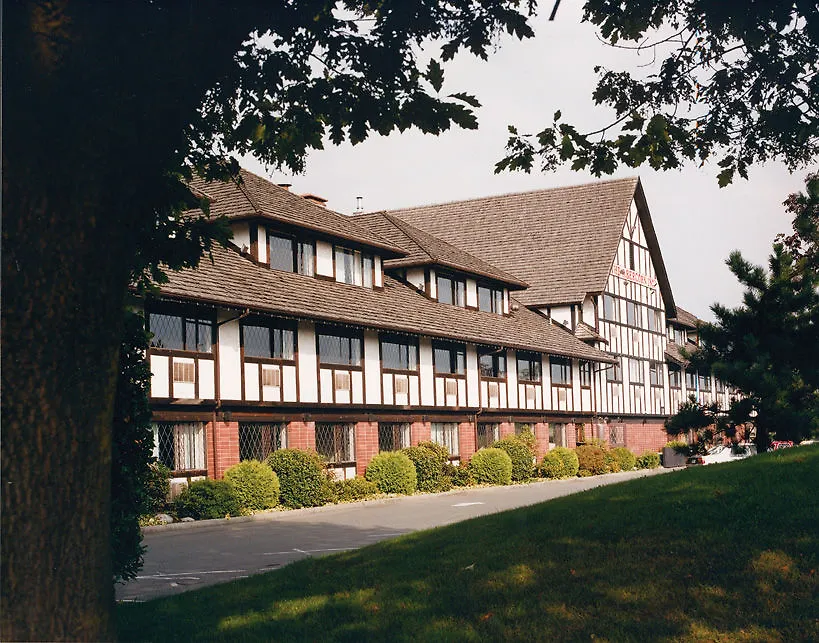 Abercorn Hotel, Trademark Collection By Wyndham Richmond 3*,  Canada